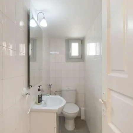 - 2br House In The Heart Of Town - Citrine Naousa (Paros)