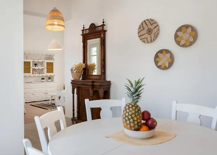 - 2br House In The Heart Of Town - Citrine בית נופש