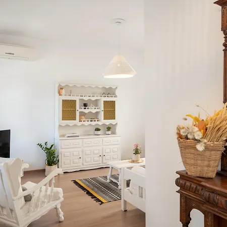 Holiday home - 2br House In The Heart Of Town - Citrine Naousa (Paros)